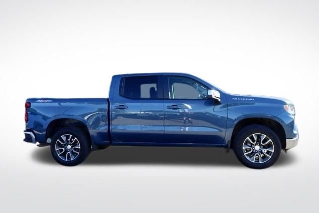Used 2024 Blue Chevrolet LT image 13