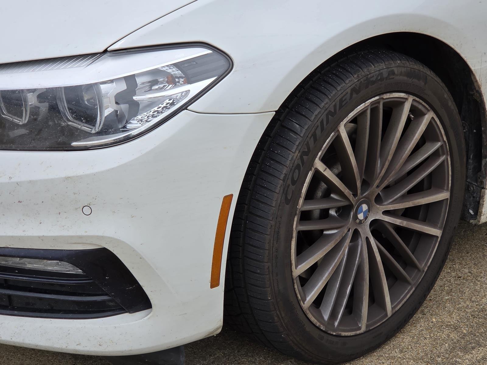 Used 2018 Mineral White Metallic BMW 530i image 2