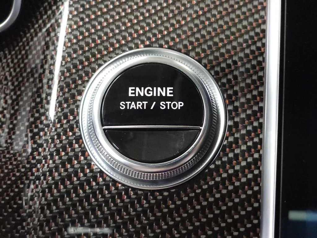 Certified Used 2024 MANUFAKTUR Moonlight White Metallic Mercedes-Benz S 63 E AMG® image 16