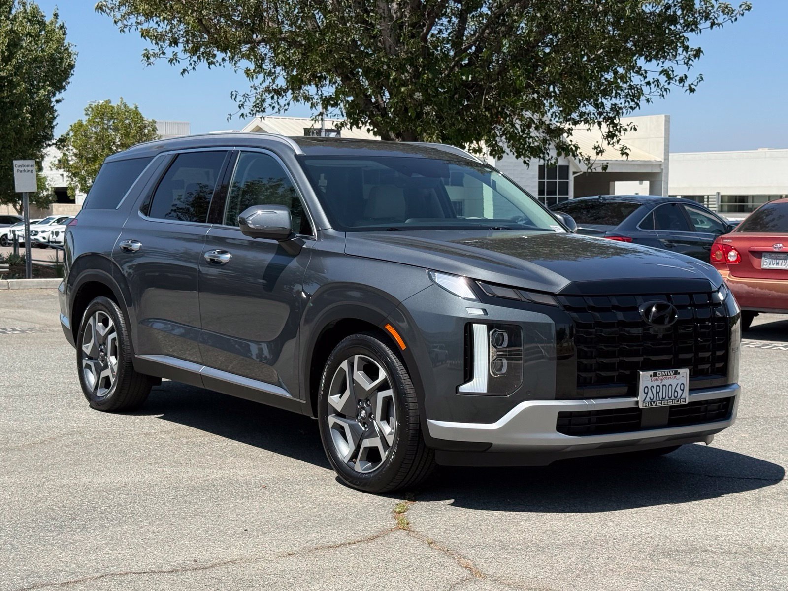 Used 2025 Gray Hyundai Limited image 2
