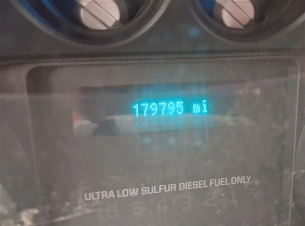 Used 2011 Sterling Grey Metallic Ford XL image 4