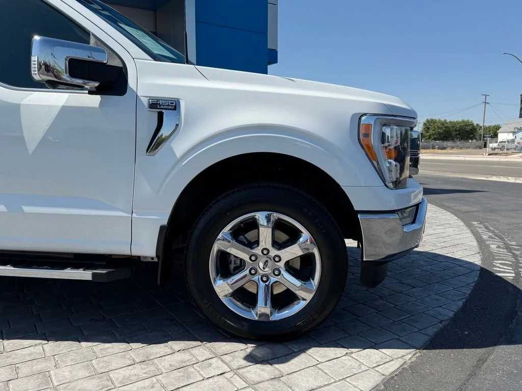 Used 2021 White Ford Lariat image 5