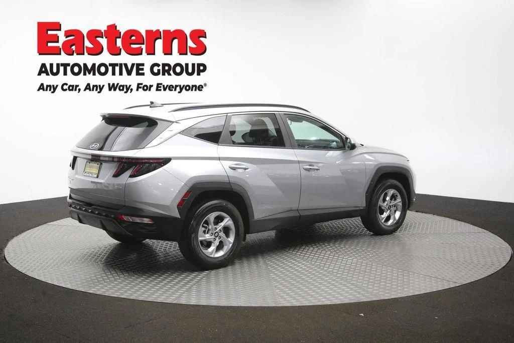 Used 2022 Silver Hyundai SEL image 38