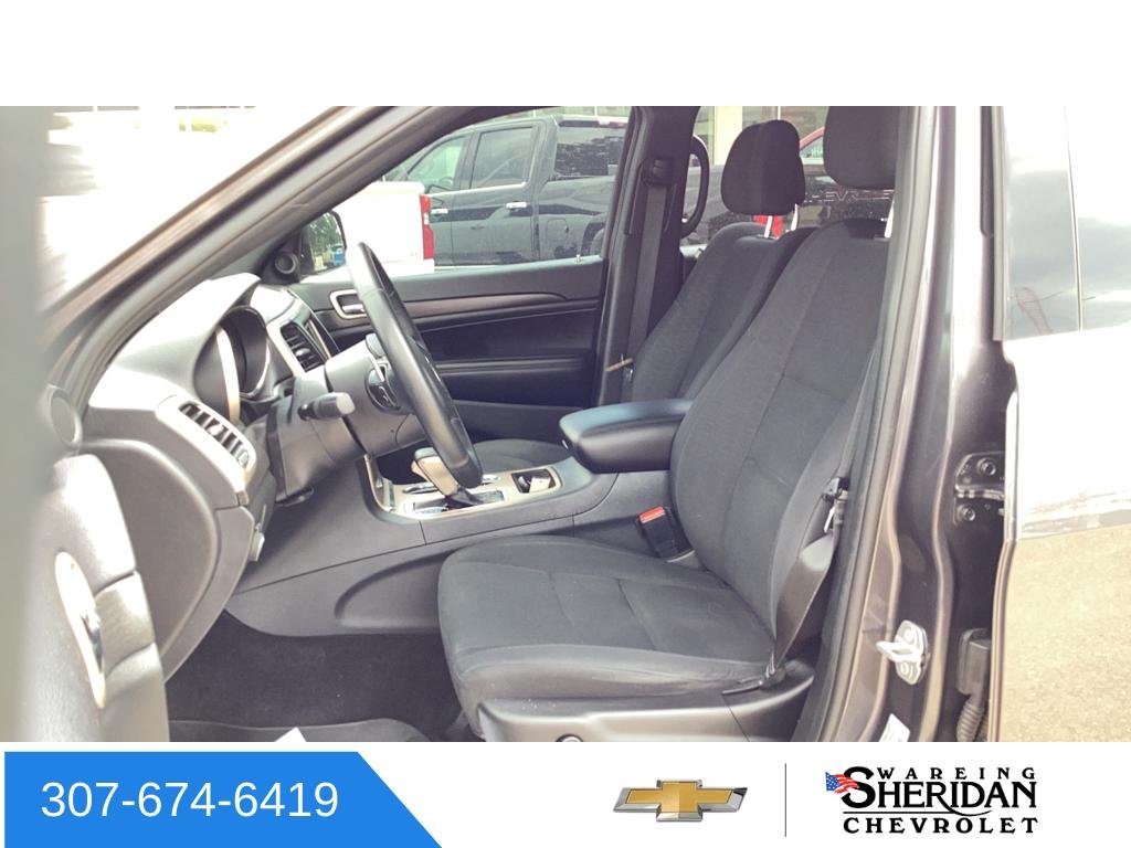 Used 2017 Gray Jeep Laredo image 24