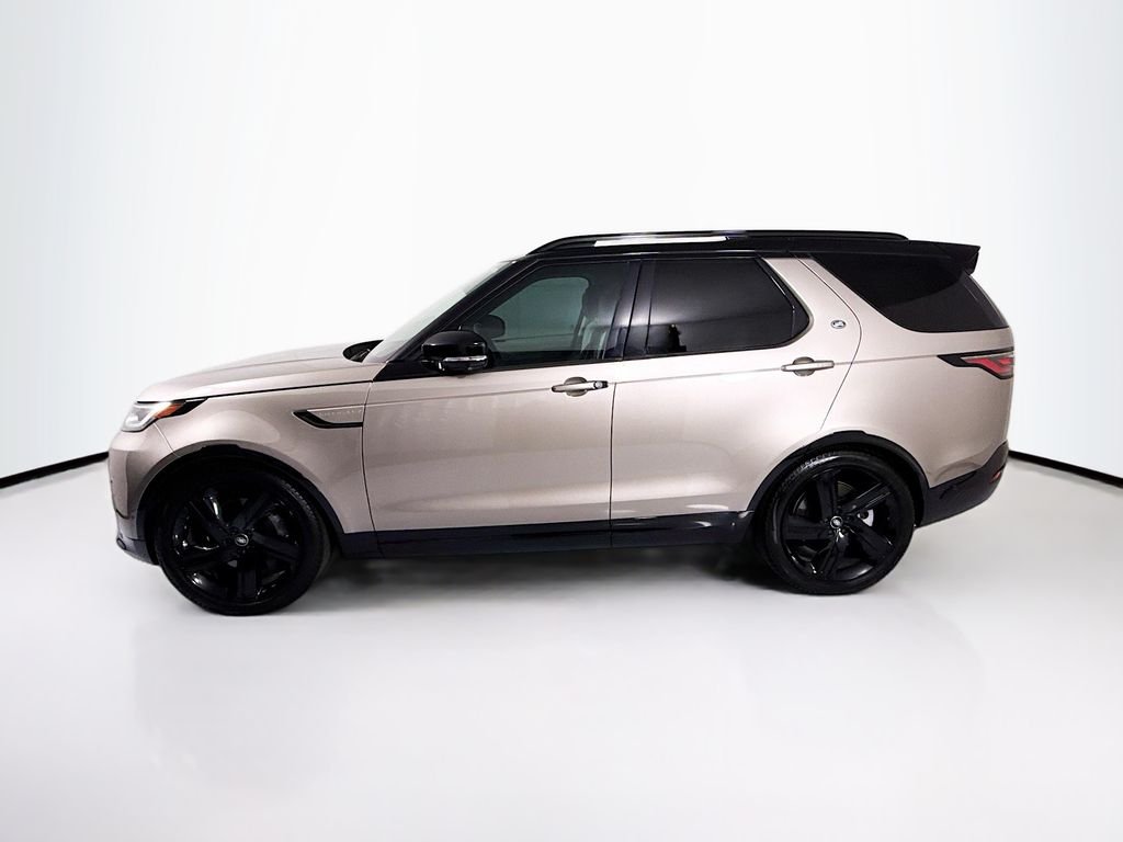 Used 2025 Lantau Bronze Metallic Land Rover Dynamic SE image 8