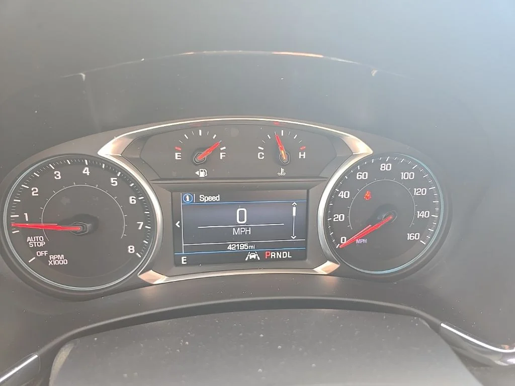 Used 2021 Silver Chevrolet LT image 18