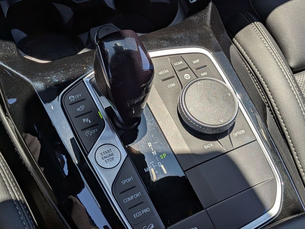 Used 2023 Gray BMW xDrive30i image 33