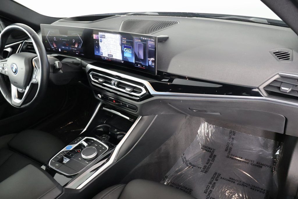 Used 2023 Jet Black BMW eDrive40 image 9