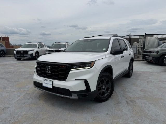 2023 Honda Pilot TrailSport