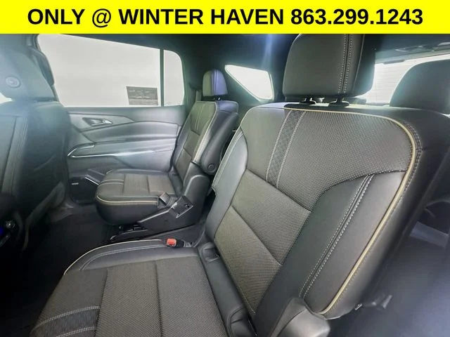 Used 2025 Beige Chevrolet High Country image 24
