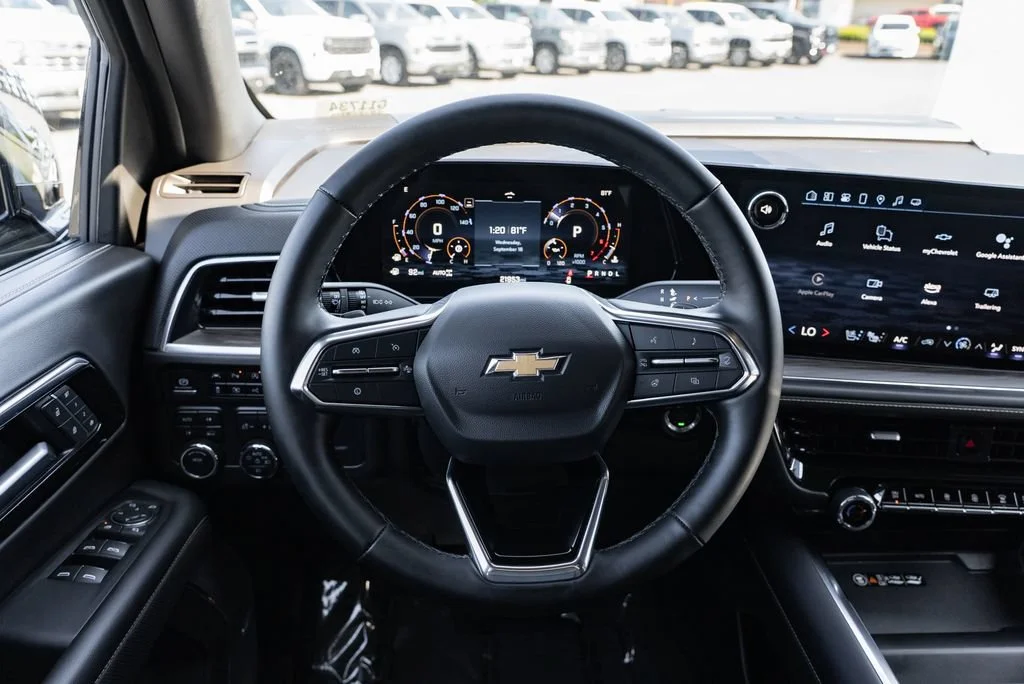 Used 2025 Black Chevrolet Premier image 17