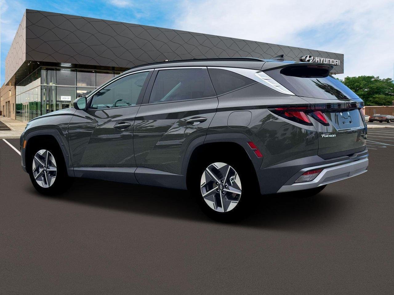 New 2026 Green Hyundai SEL image 4