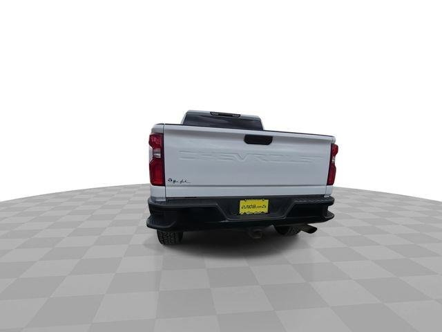 Used 2021 SUMMIT WHITE Chevrolet Custom image 7