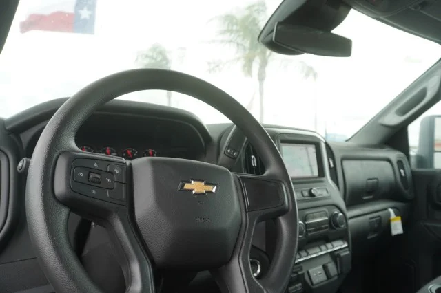 New 2024 Summit White Chevrolet Work Truck image 19