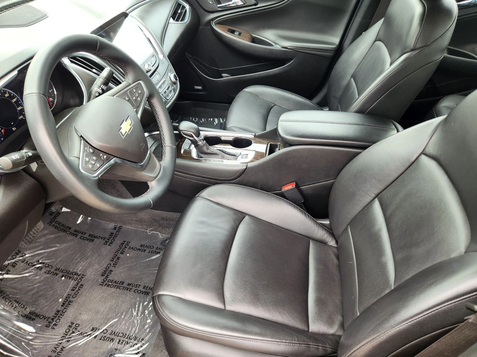 Used 2024 Gray Chevrolet LT image 12
