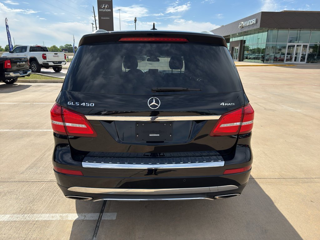 Used 2018 Obsidian Black Metallic Mercedes-Benz 450 4MATIC® image 8