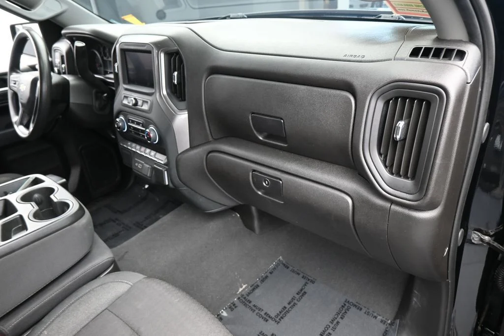 Used 2024 Black Chevrolet Custom image 39