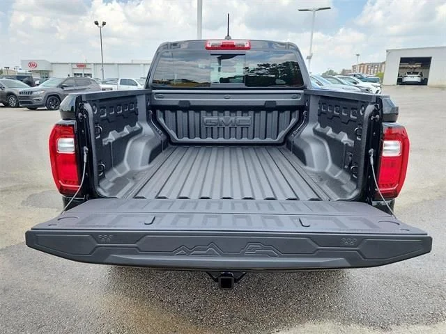 2026 GMC Canyon Elevation - Photo 6