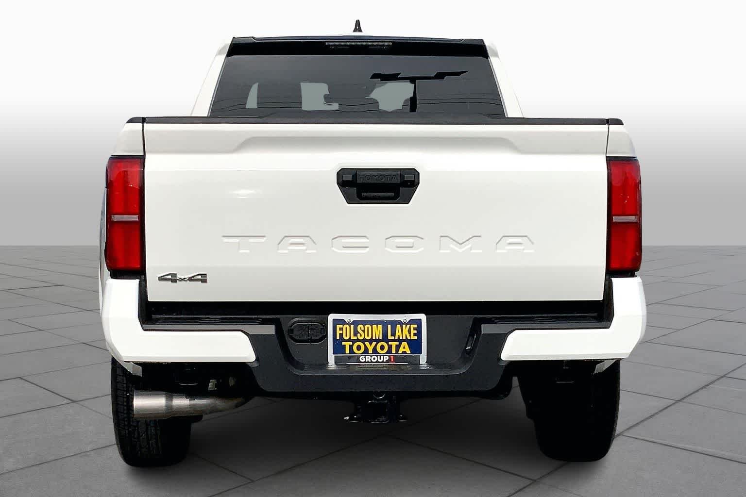 New 2026 Ice Cap Toyota SR5 image 4