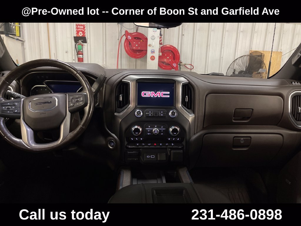 Used 2020 White GMC Denali image 18