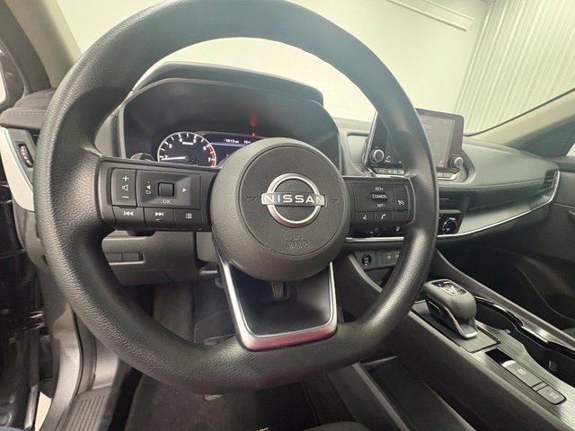 Used 2024 Gray Nissan S image 17