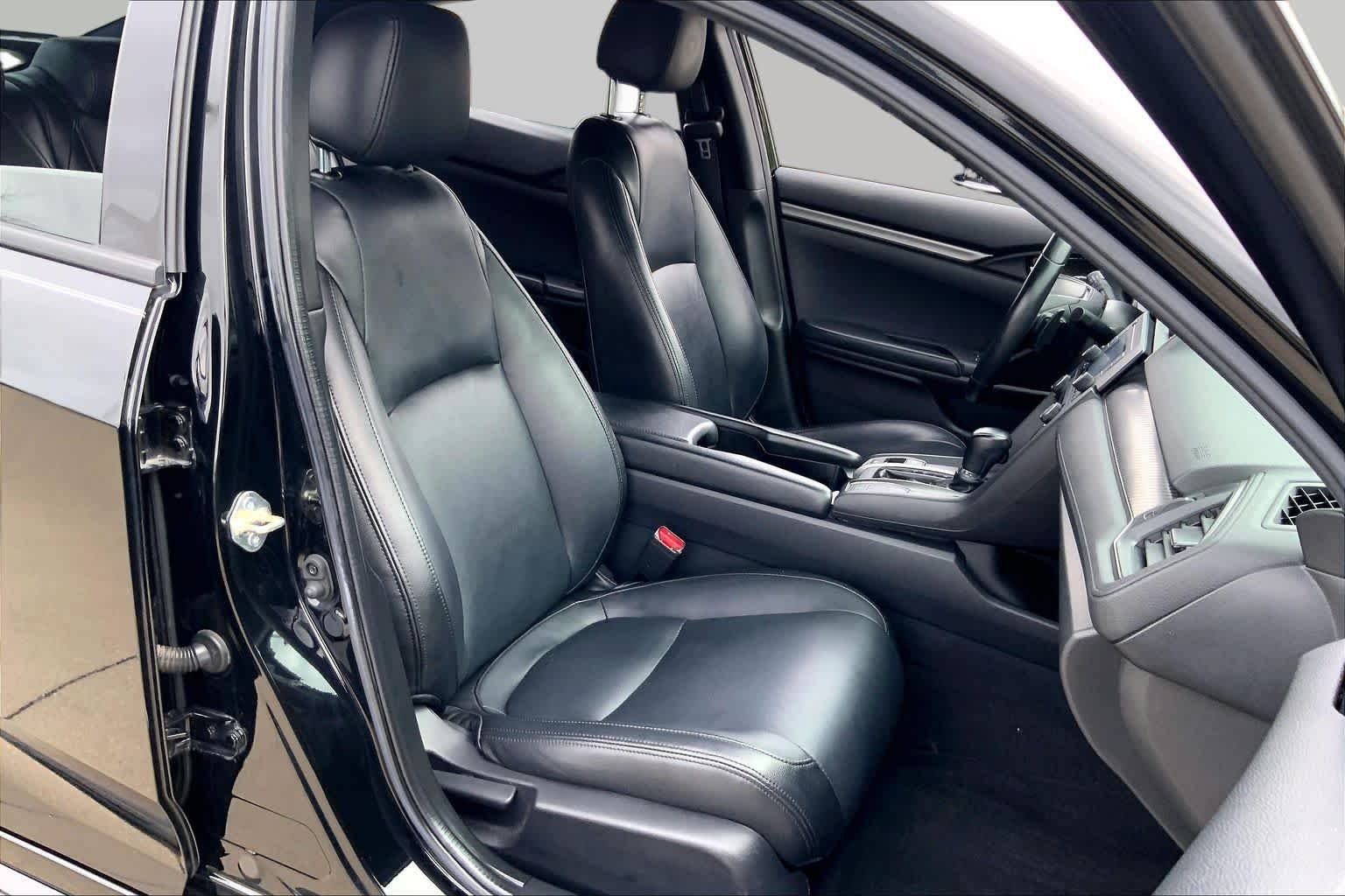 Used 2019 Crystal Black Pearl Honda Sport image 9