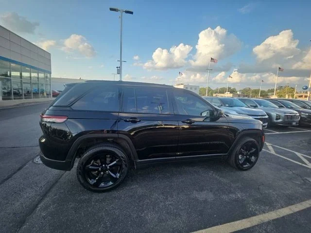 Used 2025 Black Jeep Limited image 2