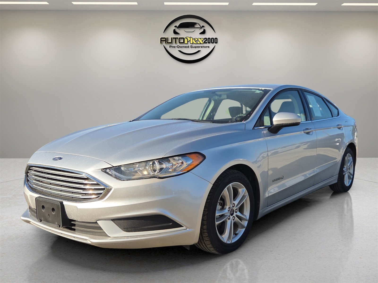2018 Ford Fusion Hybrid S photo 3