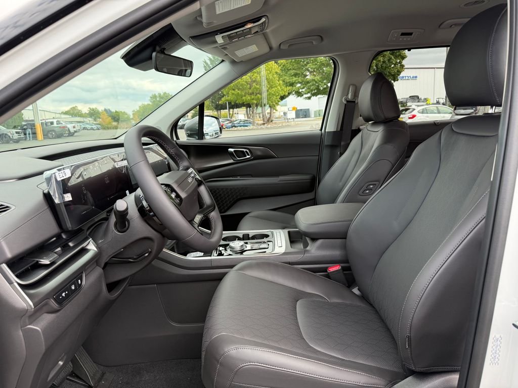 New 2027 White Kia EX image 16