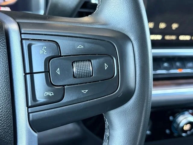 Used 2024 Onyx Black GMC SLT image 8