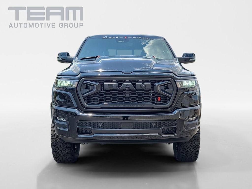 New 2026 Diamond Black Crystal Pearl-Coat Exterior Paint RAM Big Horn/Lone Star image 2