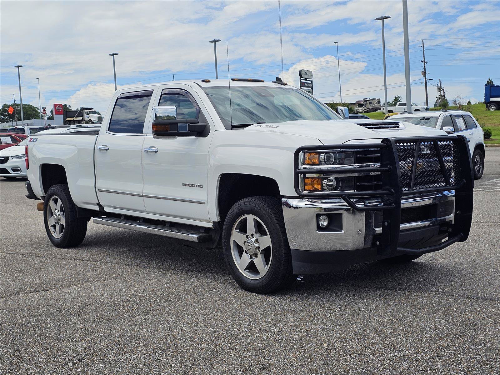 Used 2019 Summit White Chevrolet LTZ image 5
