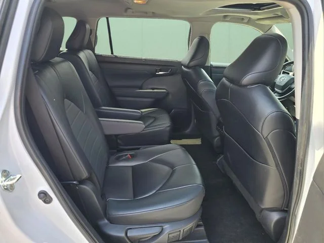 Used 2024 Beige Toyota XLE image 11