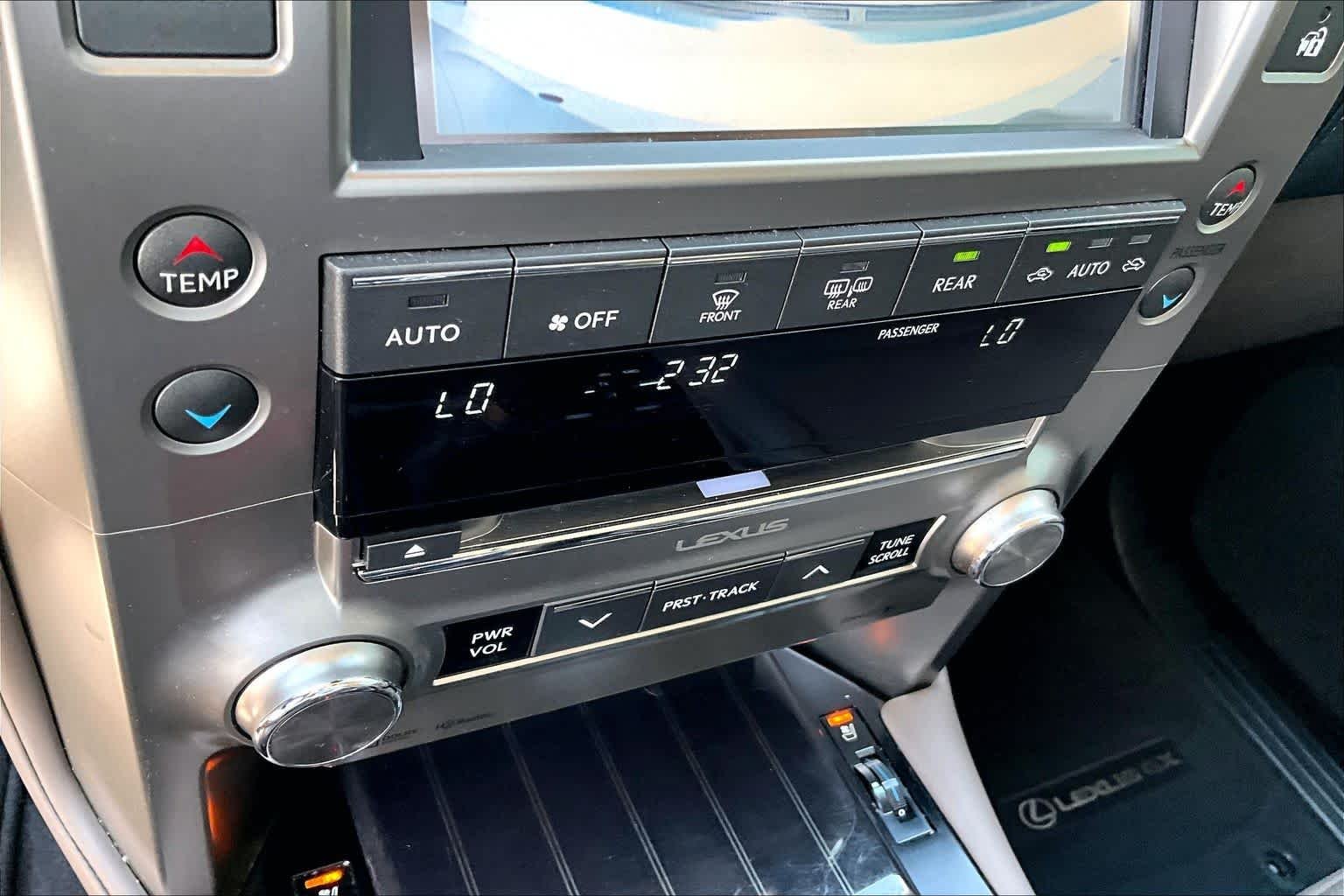 Used 2020 Starfire Pearl Lexus Premium image 29