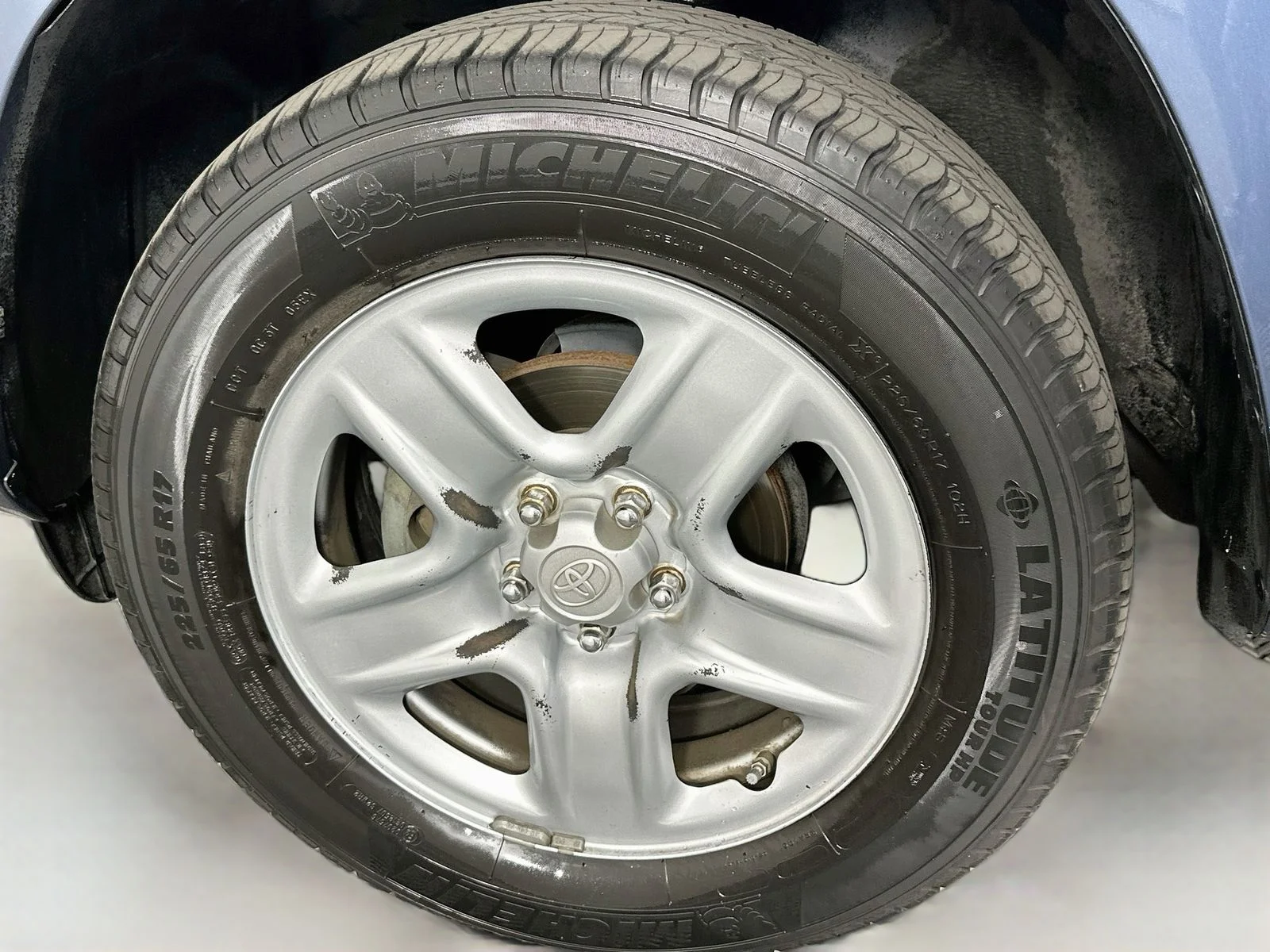 Used 2009 Pacific Blue Metallic Toyota Base image 27