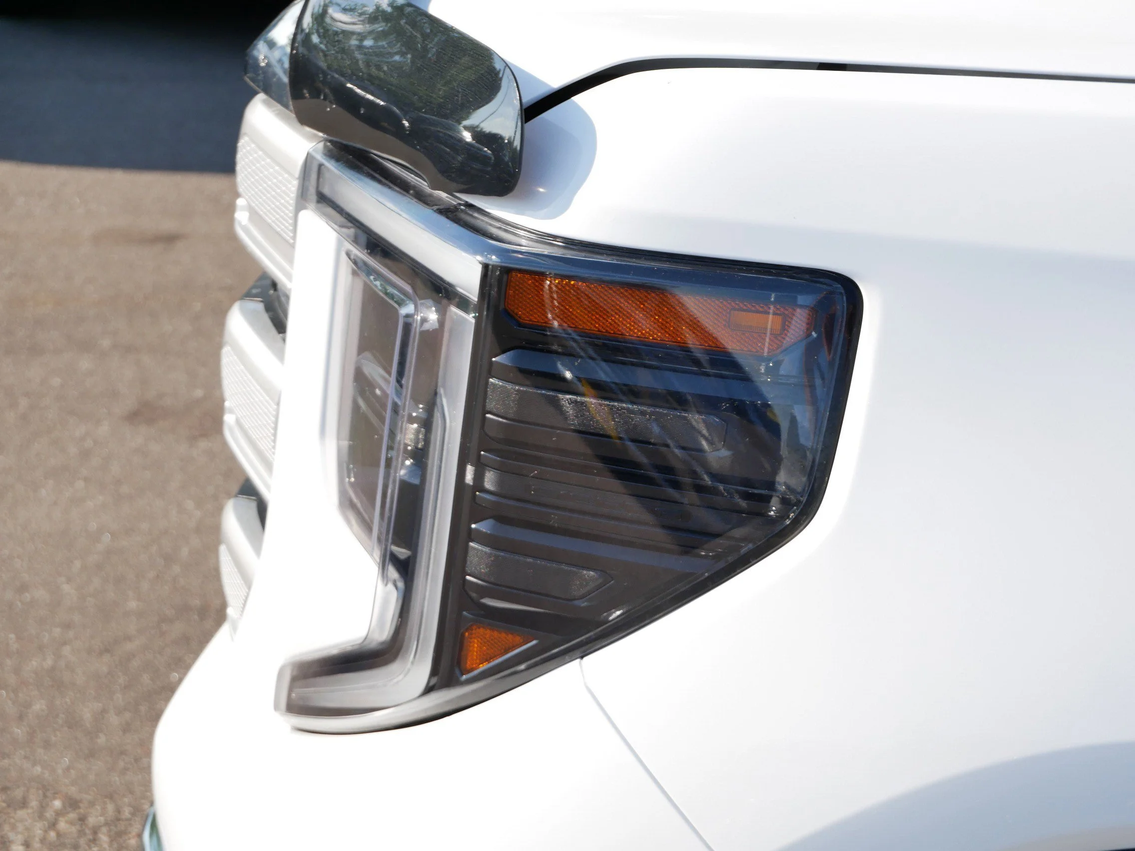 Used 2022 Summit White GMC SLE image 13