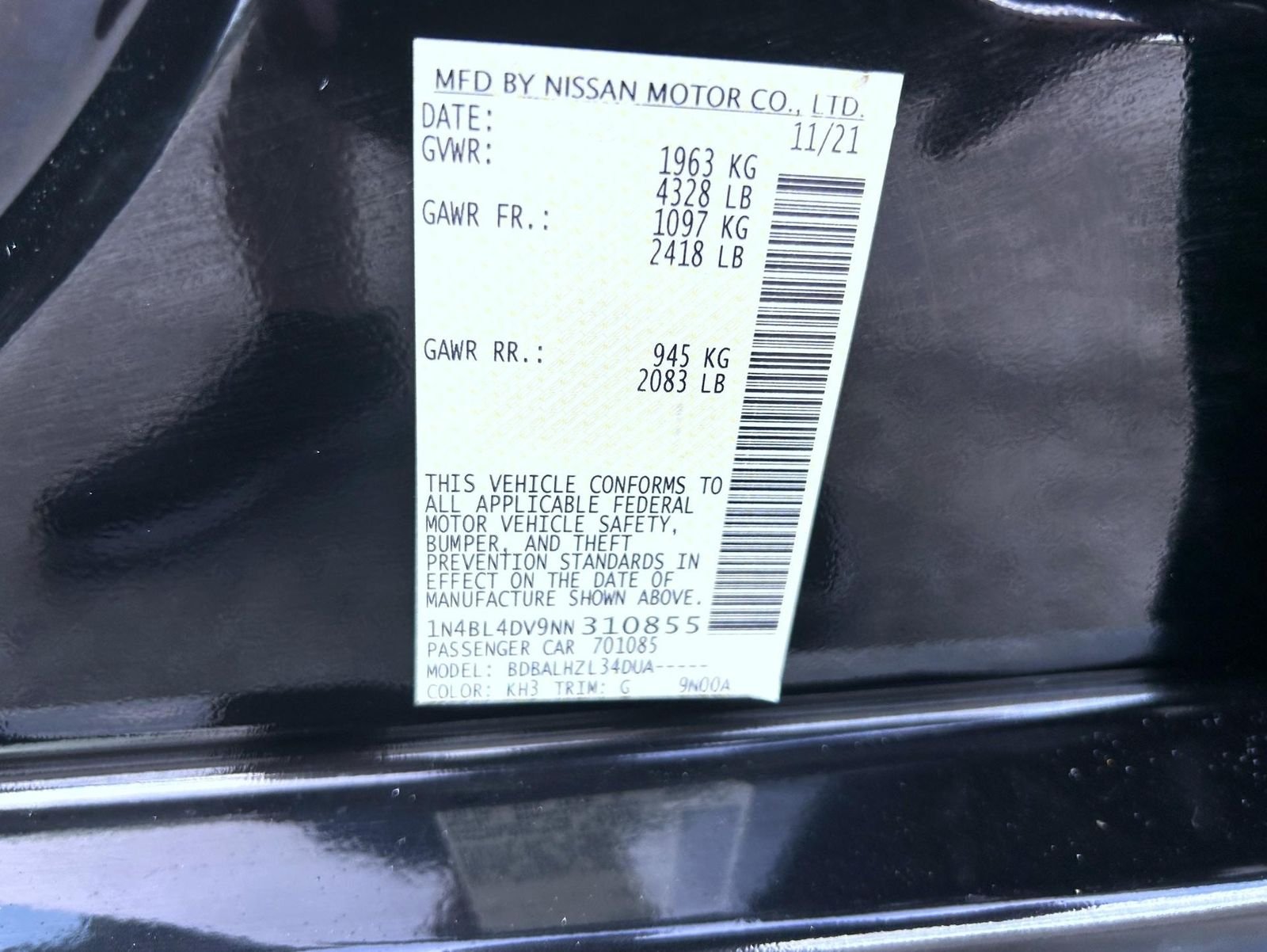Used 2022 Black Nissan 2.5 SV image 25