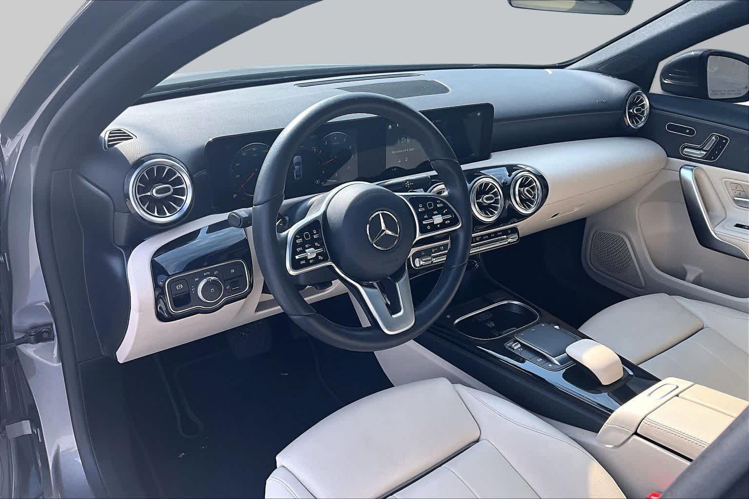 Used 2021 Mountain Grey Metallic Mercedes-Benz A 220 image 17