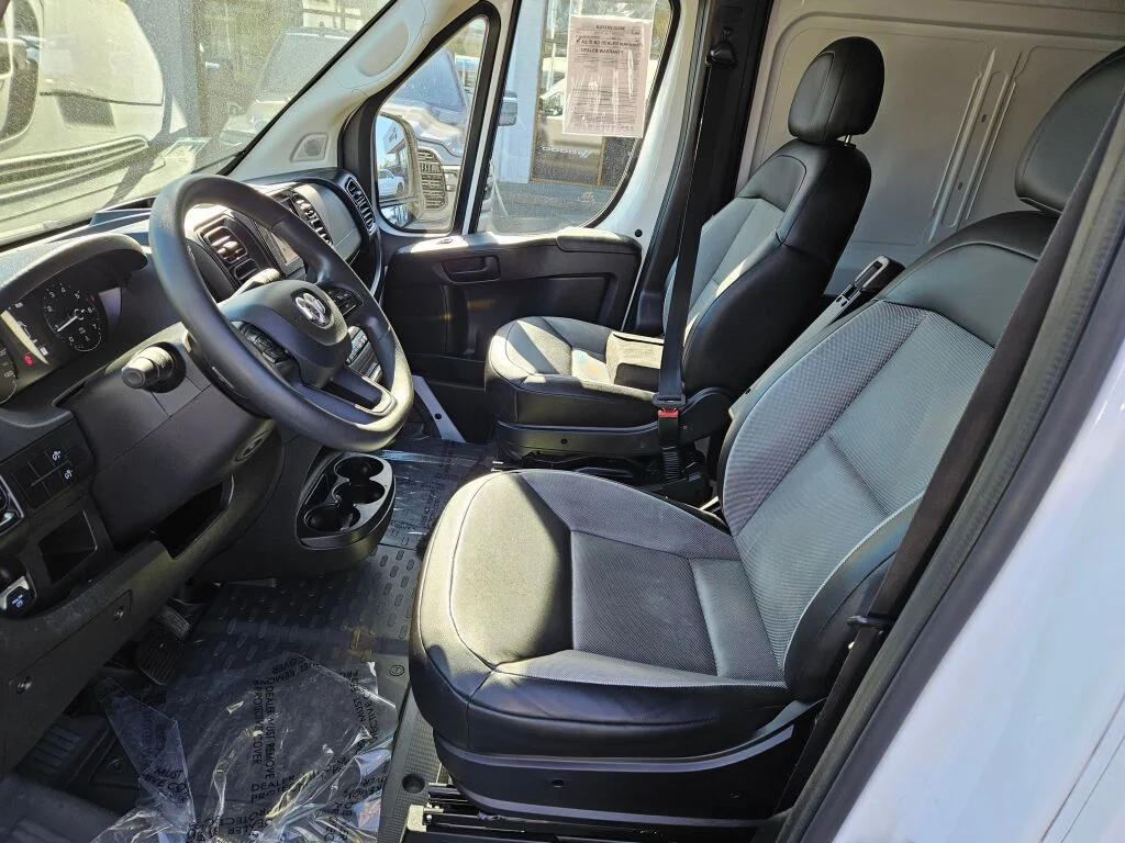 Used 2023 White Ram High Roof image 16