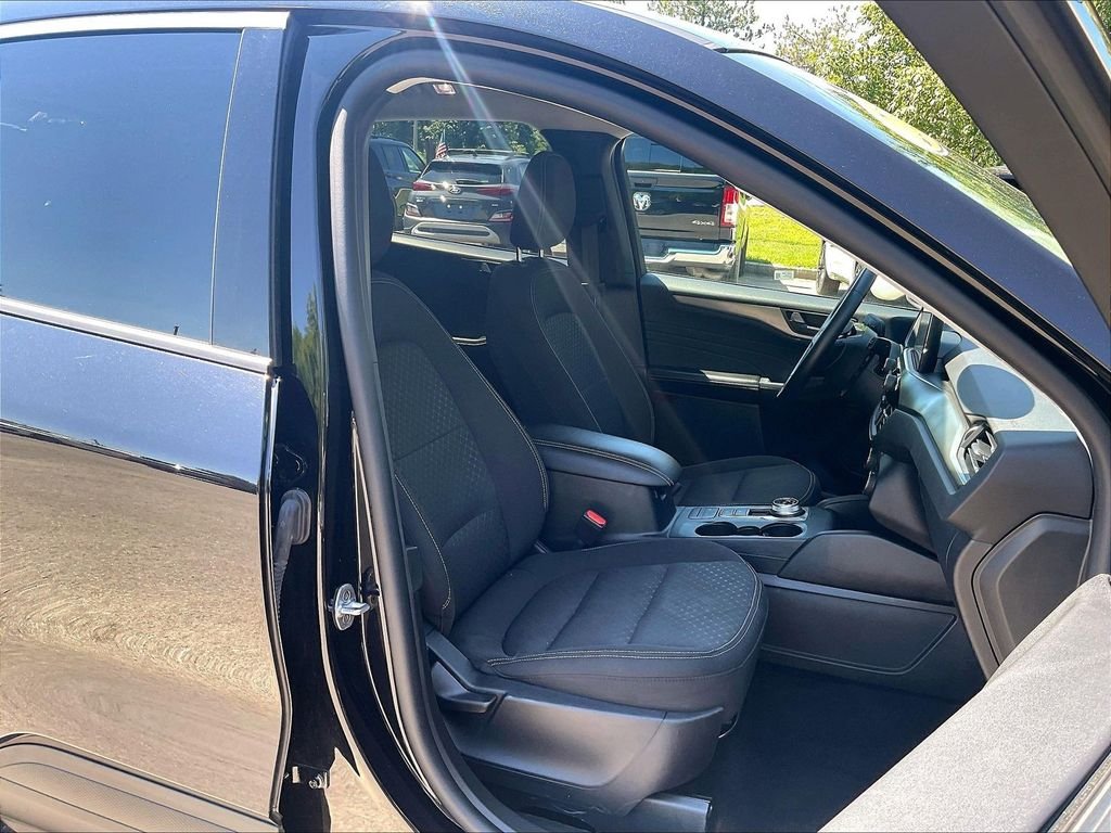Used 2024 Black Ford Active image 11