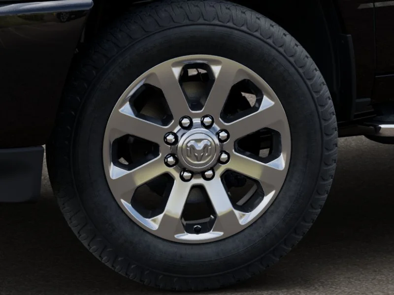 New 2025 Diamond Black Crystal Pearl-Coat Exterior Paint RAM Laramie image 24
