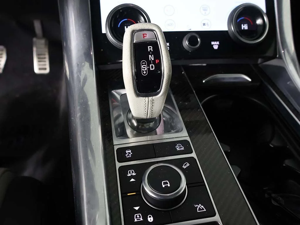 Used 2022 Gray Land Rover SVR image 53