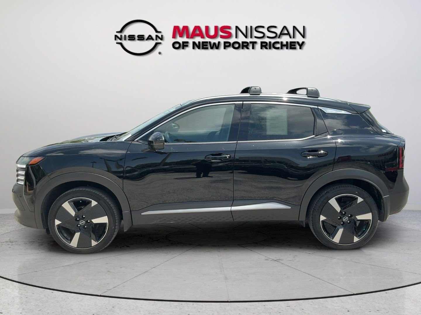 Certified Used 2025 Black Nissan SR image 5