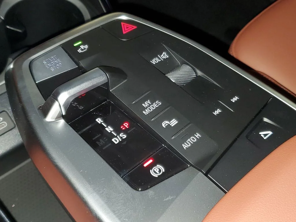 New 2026 Alpine White BMW xDrive28i image 24