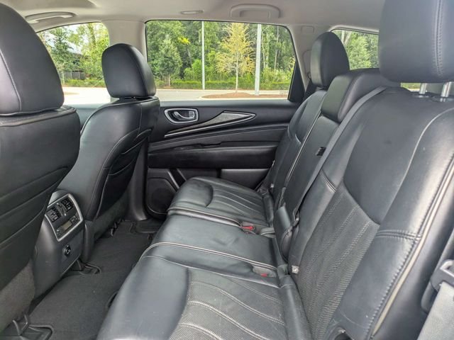 Used 2014 Silver INFINITI Base image 14