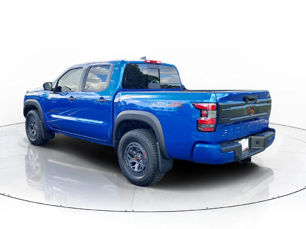 New 2027 Blue Nissan PRO-4X image 5