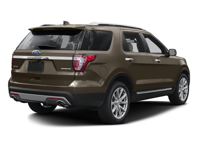 Used 2016  Ford Limited image 2