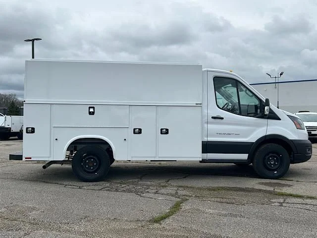 2024 Ford Transit Cutaway Base - Photo 16
