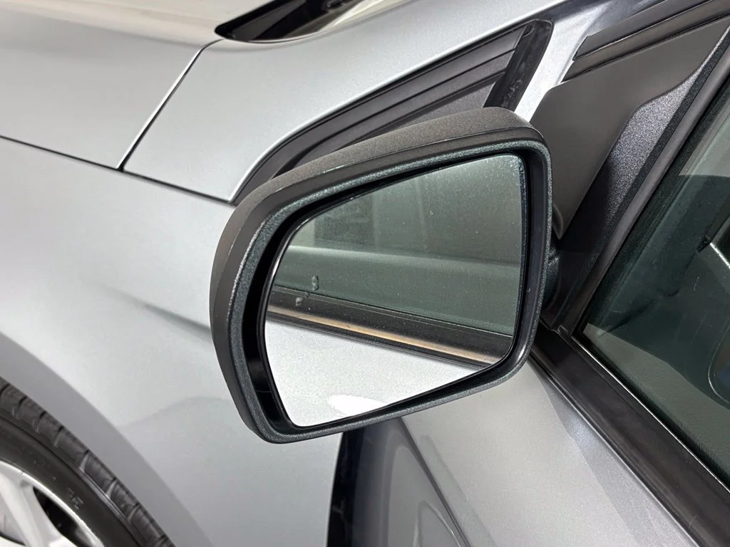 Used 2022 Silver Ford SE image 13