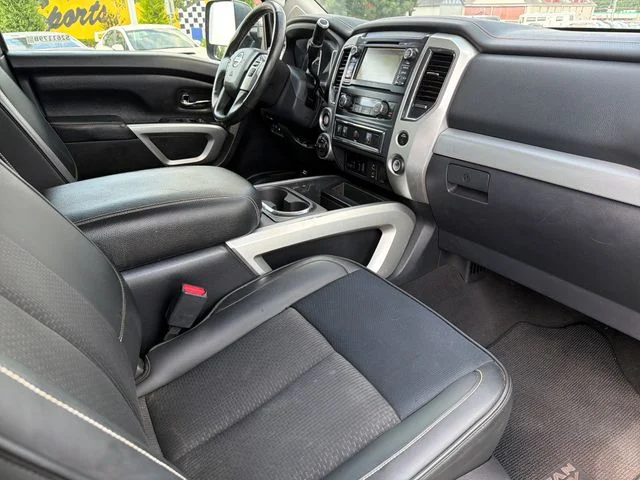 Used 2017 Black Nissan PRO-4X image 24